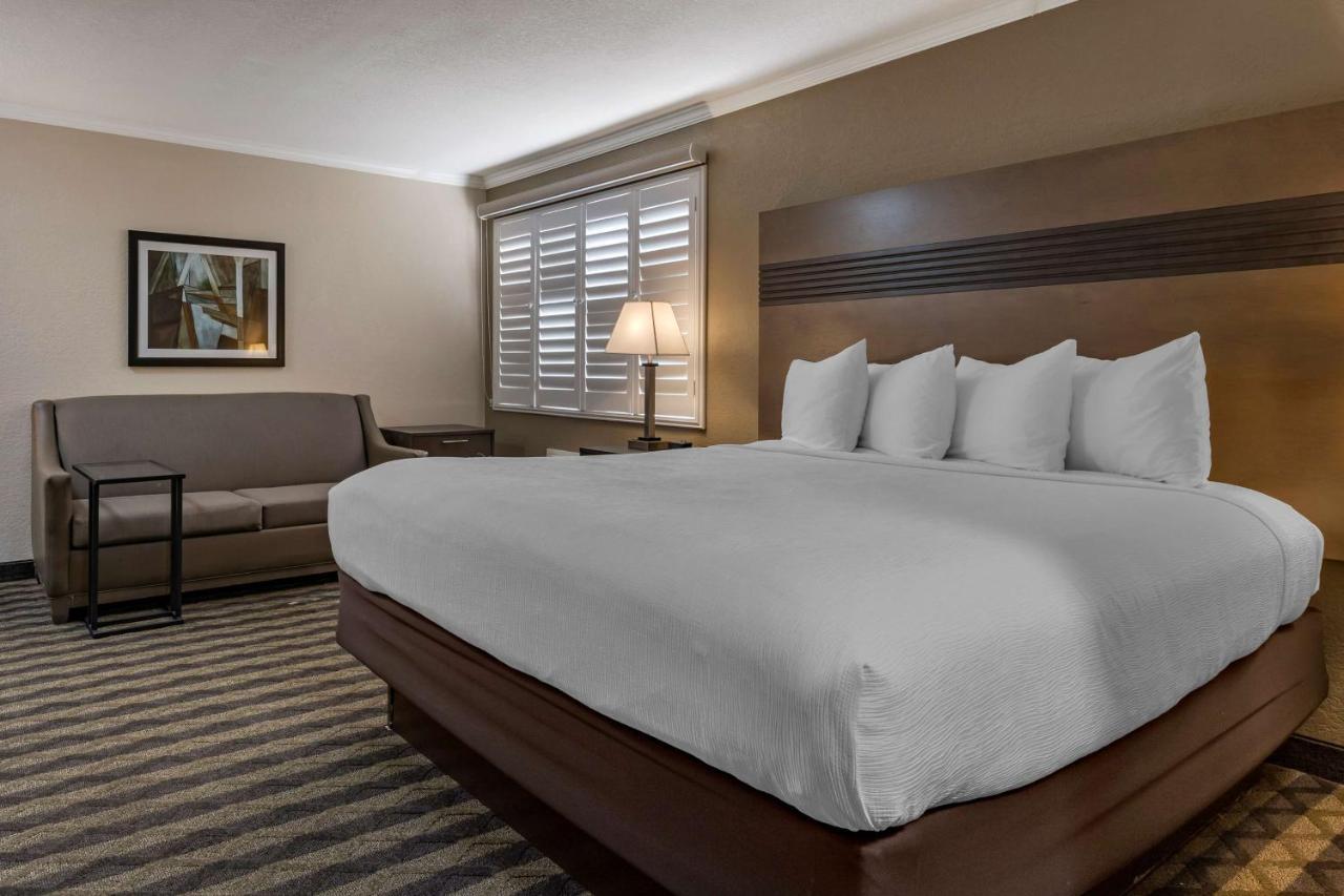 Best Western Silicon Valley Inn Саннивейл Экстерьер фото