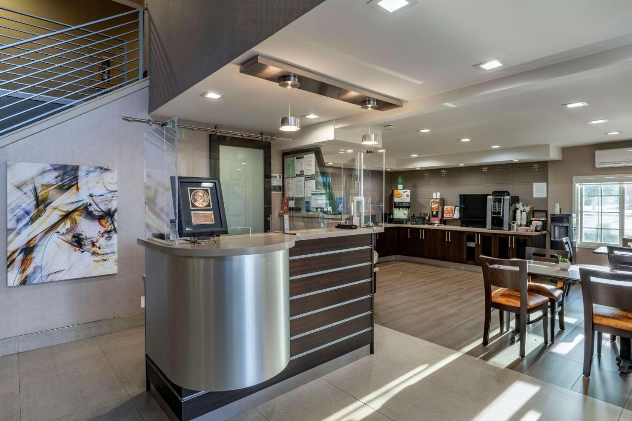 Best Western Silicon Valley Inn Саннивейл Экстерьер фото