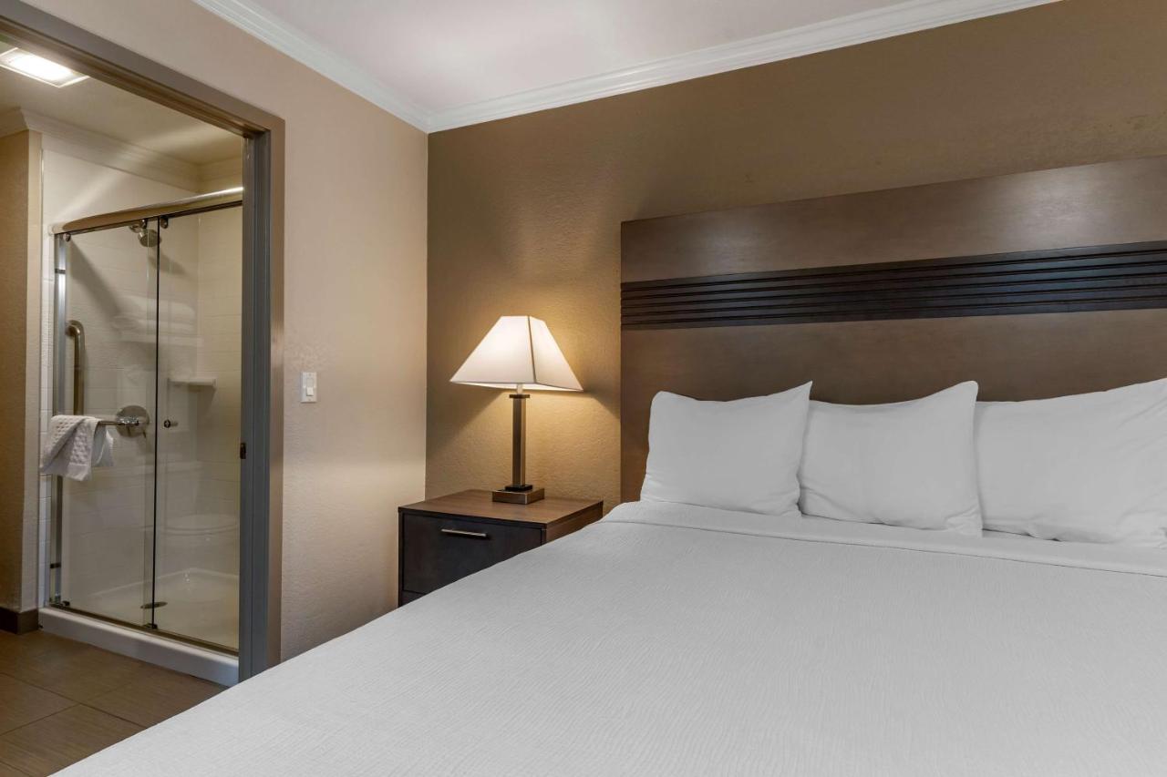 Best Western Silicon Valley Inn Саннивейл Экстерьер фото